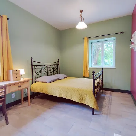 Uw Eigen Boerderij Bij Le Moulin De La Place Hargicourt